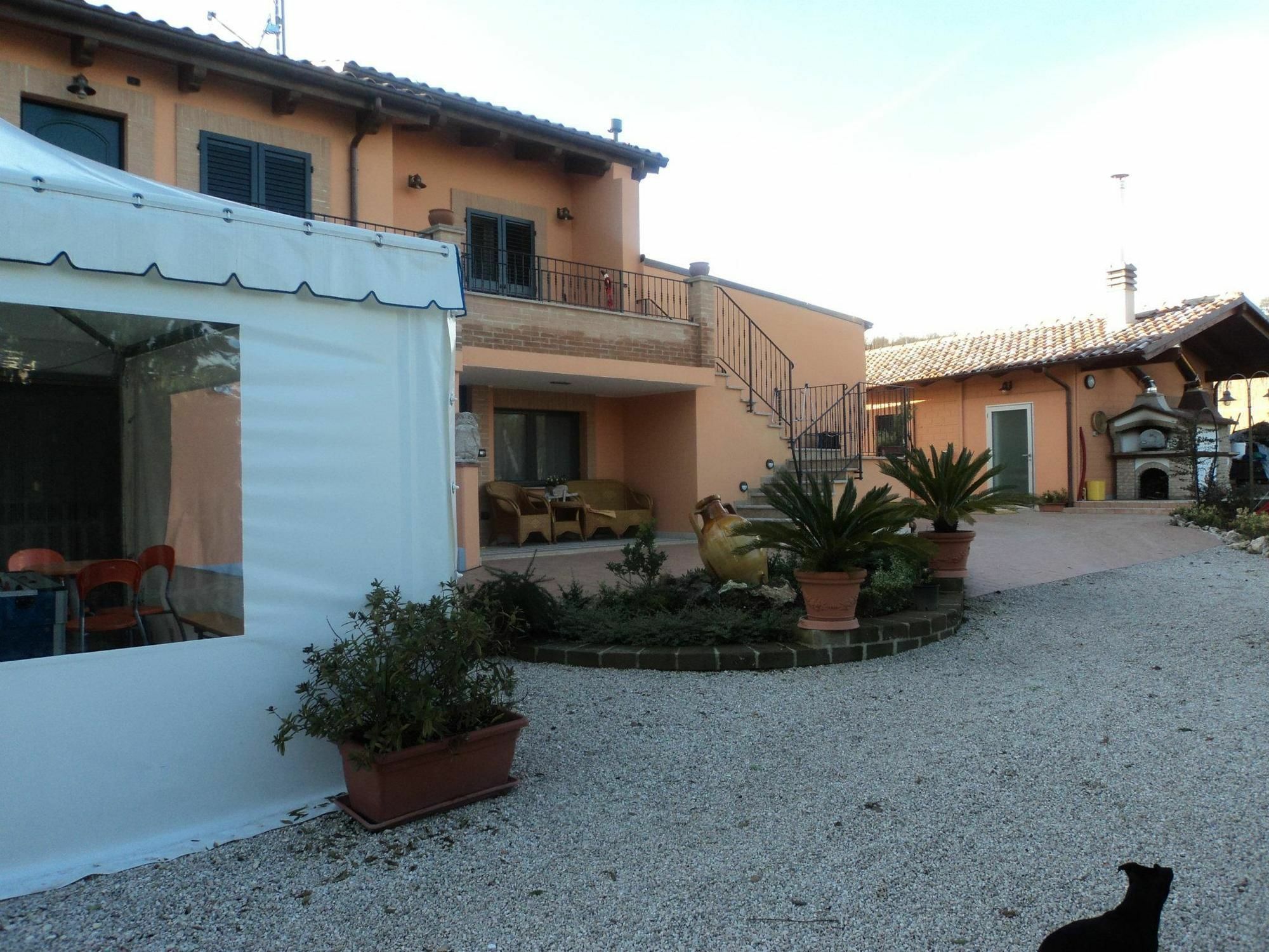Agriturismo Le Vigne Fermo Luaran gambar