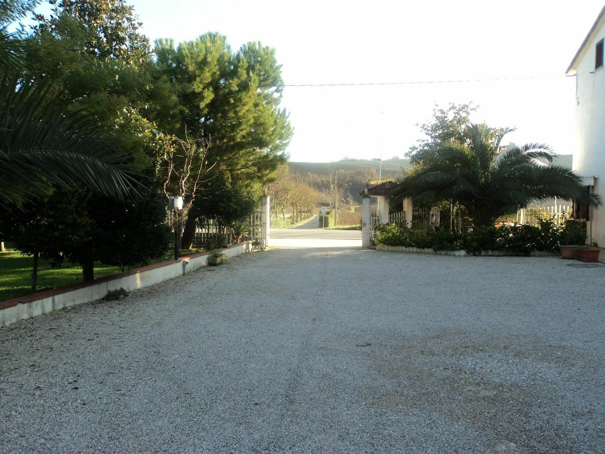 Agriturismo Le Vigne Fermo Luaran gambar